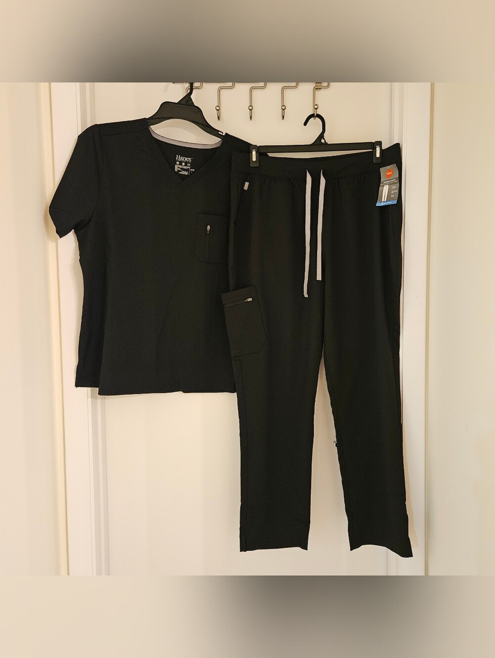 Hanes Premium Scrubs Set Women's Black Cool Comfort Top & Pants NWT, M, XL